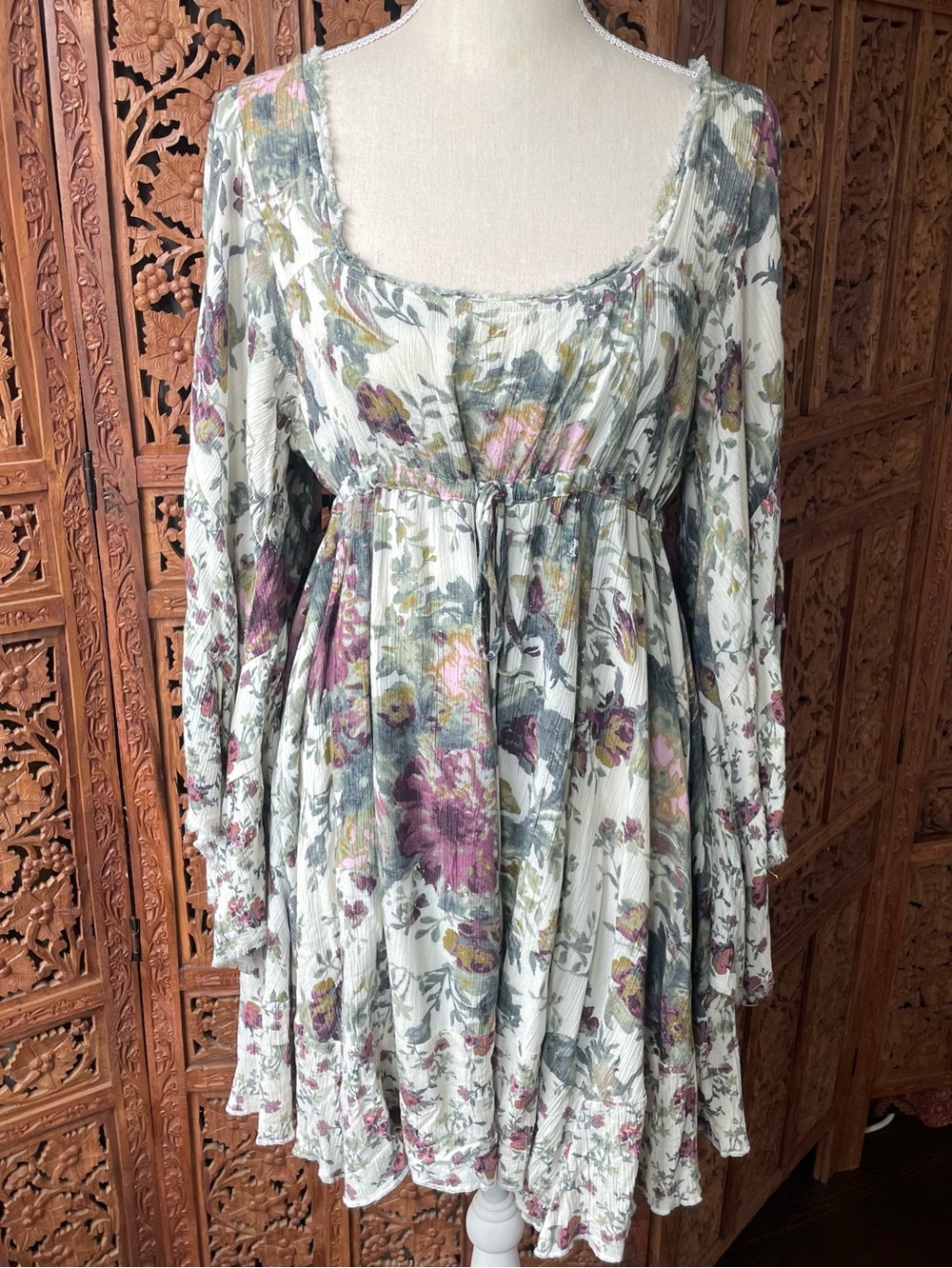 Free People Boho Tiered Flowey Peasant Festival Floral Flare Sleeve mini Dress - Picture 2 of 10